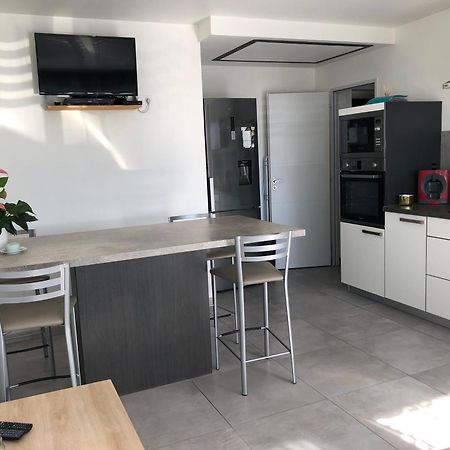 Appartement Sur La Colline Avec Acces Piscine Volx Exteriér fotografie