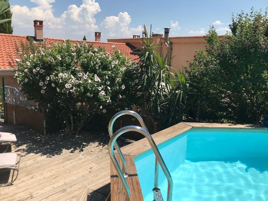 Appartement Sur La Colline Avec Acces Piscine Volx Exteriér fotografie