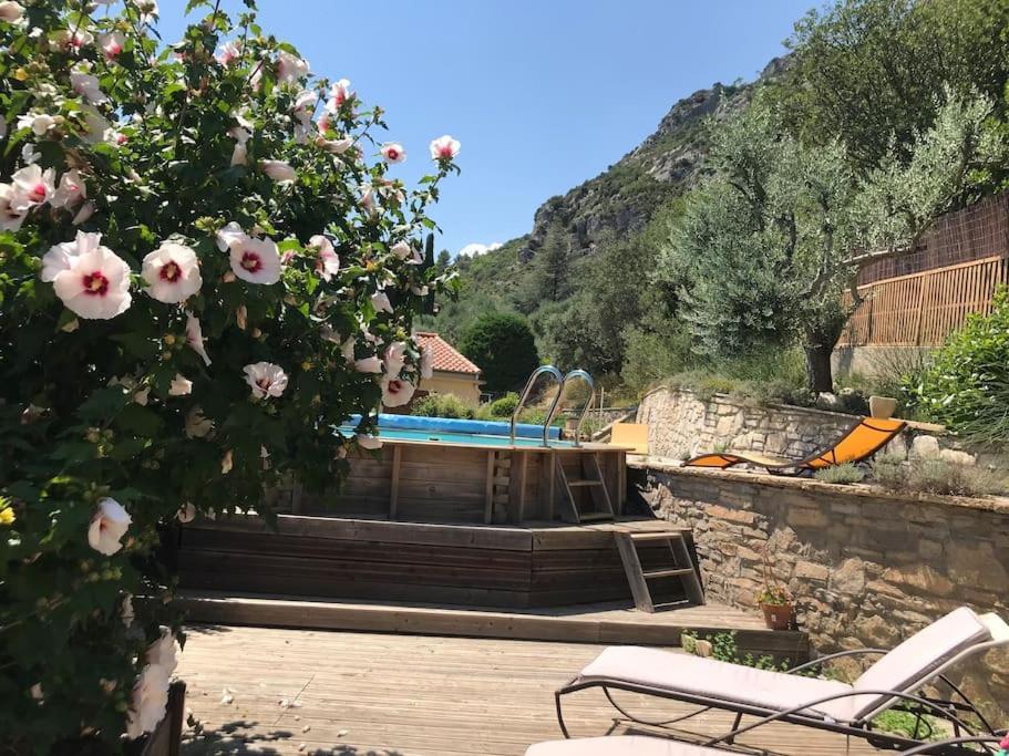 Appartement Sur La Colline Avec Acces Piscine Volx Exteriér fotografie